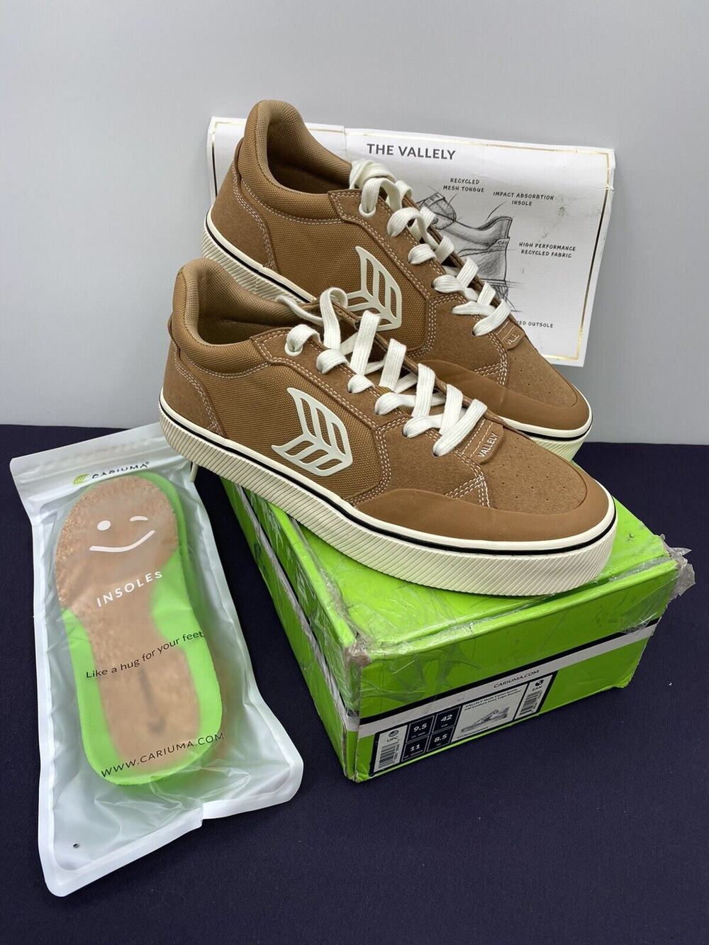 Cariuma VALLELY Skate Camel Suede Cordura Ivory Logo Sneaker Womens 9.5/Mens 11